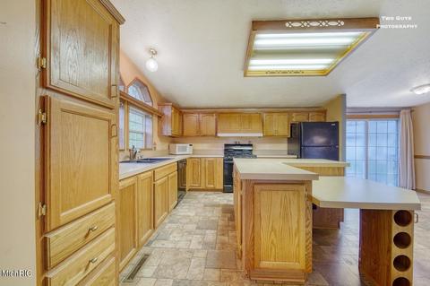 169 Wiley Rd, Douglas, MI 49406 photo 9