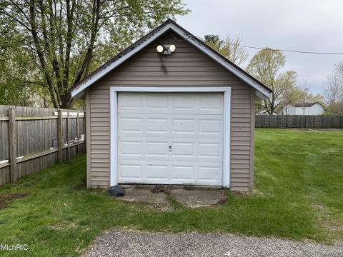 172 E Washington St, Coldwater, MI 49036 photo 23