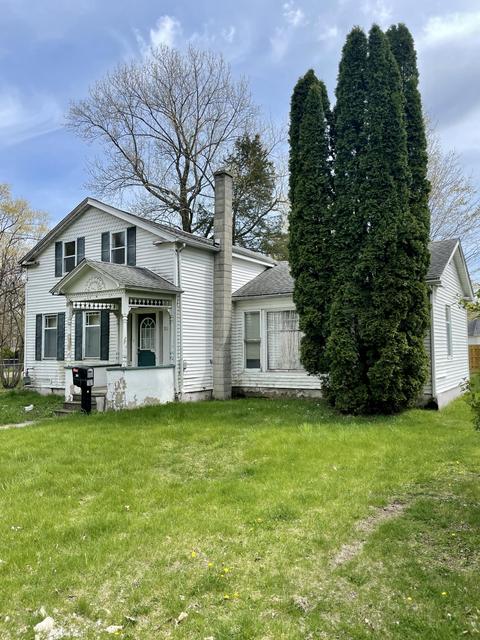 301 Everett St, Homer, MI 49245 photo 2