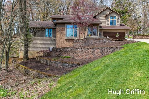 459 Lehigh Dr SE, Ada, MI 49301 photo 1