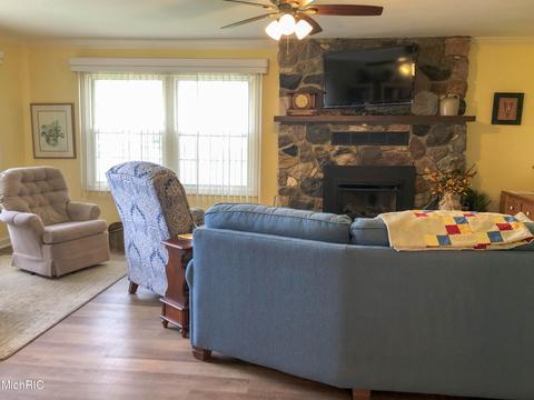 862 W Shore Rd, Bronson, MI 49028 photo 13