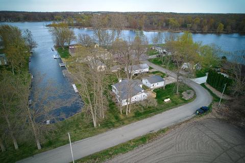 862 W Shore Rd, Bronson, MI 49028 photo 3