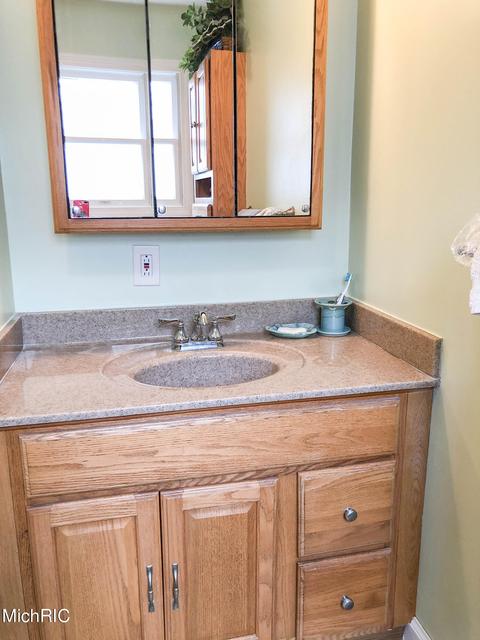 862 W Shore Rd, Bronson, MI 49028 photo 19