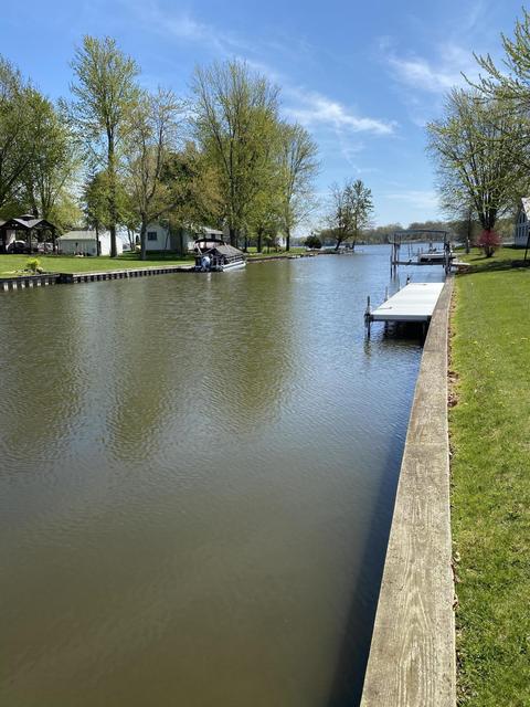 862 W Shore Rd, Bronson, MI 49028 photo 2