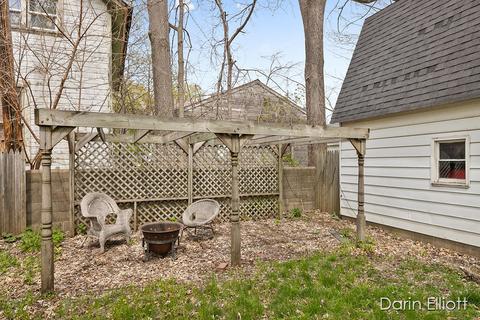 326 E Main St, Ionia, MI 48846 photo 33