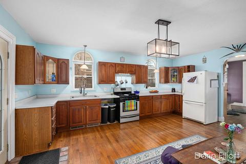 326 E Main St, Ionia, MI 48846 photo 13