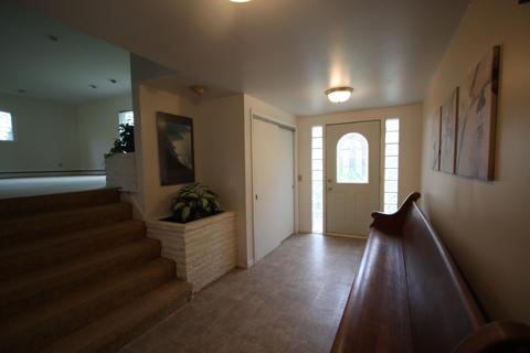 124 Pinecrest Rd, Whitehall, MI 49461 photo 5