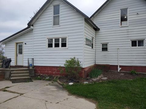548 W Hayes Rd, Ithaca, MI 48847 photo 2