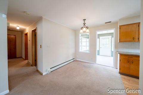 915 Park St, Belding, MI 48809 photo 10