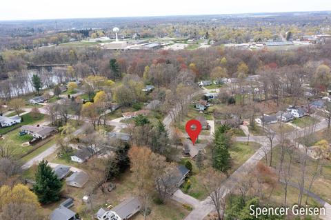 915 Park St, Belding, MI 48809 photo 48