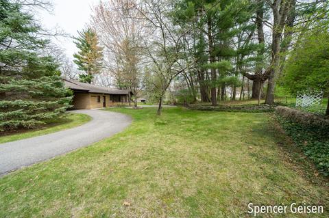 915 Park St, Belding, MI 48809 photo 45
