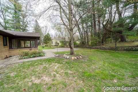 915 Park St, Belding, MI 48809 photo 44