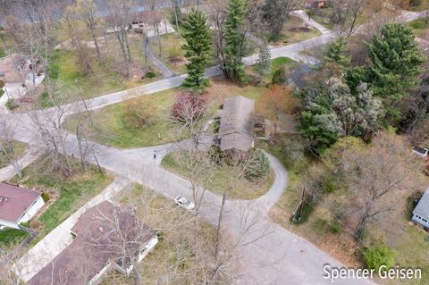 915 Park St, Belding, MI 48809 photo 34