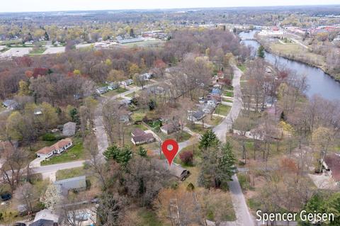 915 Park St, Belding, MI 48809 photo 47