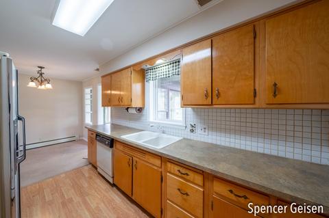915 Park St, Belding, MI 48809 photo 17