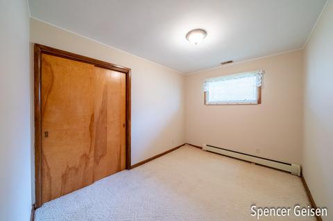 915 Park St, Belding, MI 48809 photo 23