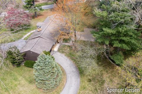 915 Park St, Belding, MI 48809 photo 38