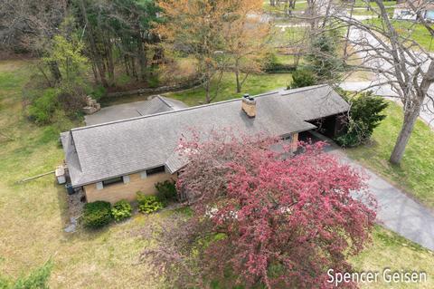 915 Park St, Belding, MI 48809 photo 35