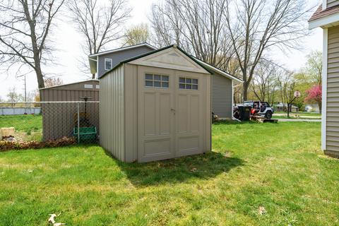660 Glenview Cir, Plainwell, MI 49080 photo 39