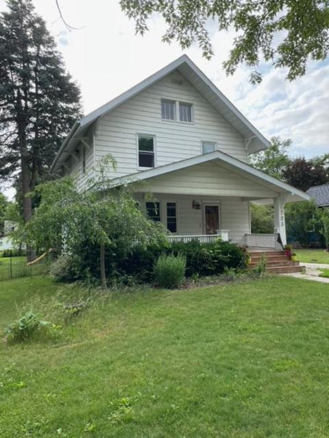 723 Pine Ave, Alma, MI 48801 photo 2