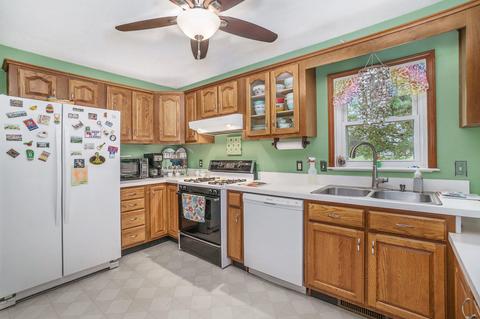 420 Orchard St, Constantine, MI 49042 photo 8