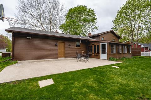 940 Sherman Ct, Marshall, MI 49068 photo 4
