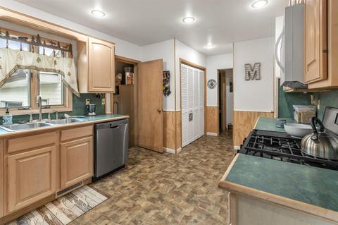 807 N Union St, Ithaca, MI 48847 photo 16