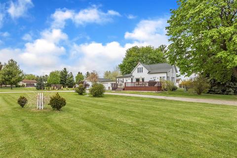 807 N Union St, Ithaca, MI 48847 photo 4