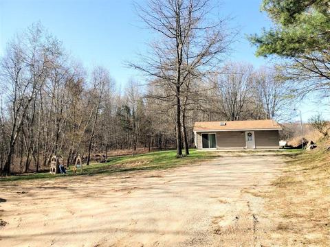 6003 E 76th St, Newaygo, MI 49337 photo 2