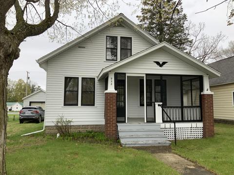 958 E Wilcox Ave, White Cloud, MI 49349 photo 1