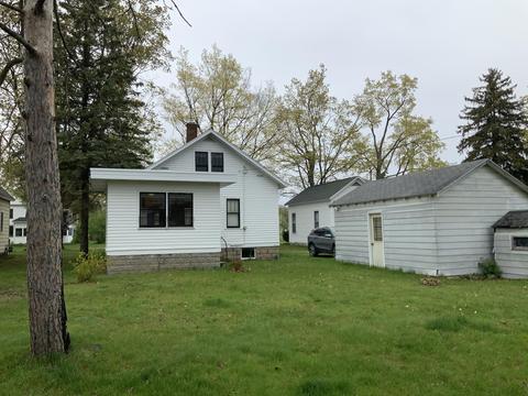 958 E Wilcox Ave, White Cloud, MI 49349 photo 6