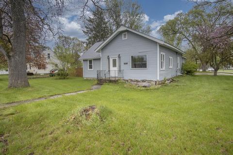 1300 E Wilcox Ave, White Cloud, MI 49349 photo 2