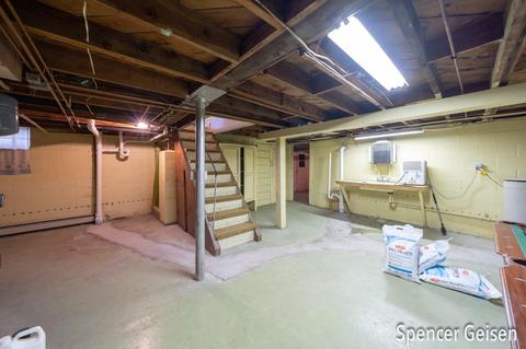 330 W May St, Belding, MI 48809 photo 29