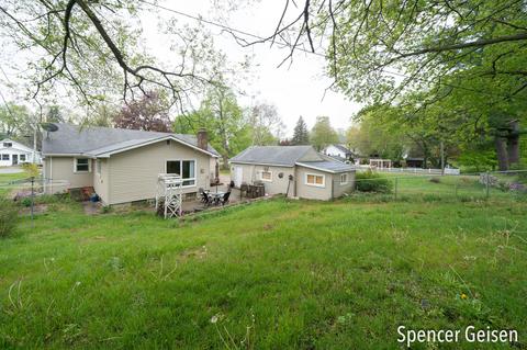 330 W May St, Belding, MI 48809 photo 39