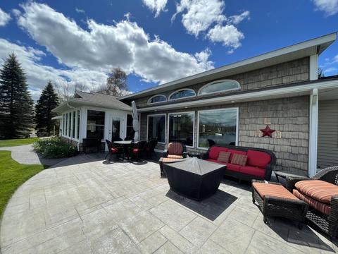 4638 Surrey Ln, Gladwin, MI 48624 photo 9