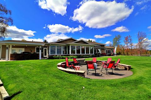 4638 Surrey Ln, Gladwin, MI 48624 photo 5