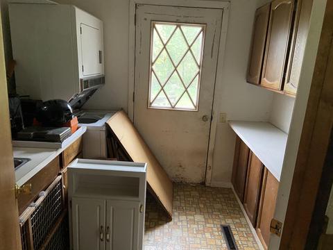 947 Gainder Rd, Plainwell, MI 49080 photo 3