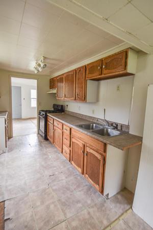 63 Wright St, Coldwater, MI 49036 photo 4