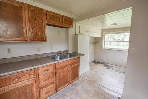 63 Wright St, Coldwater, MI 49036 photo 5
