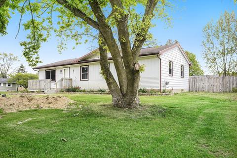 4089 Janet Dr, Dorr, MI 49323 photo 2