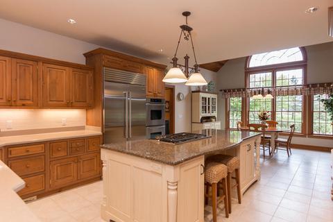 16166 Rustic Ln, Vicksburg, MI 49097 photo 9