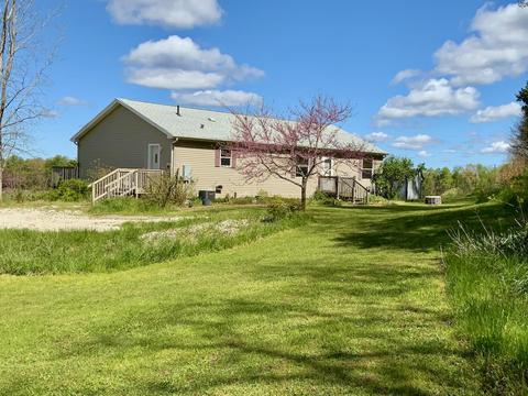 3407 Chamberlain Rd, Buchanan, MI 49107 photo 5