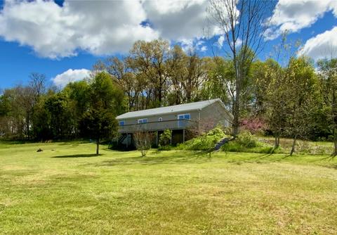 3407 Chamberlain Rd, Buchanan, MI 49107 photo 1