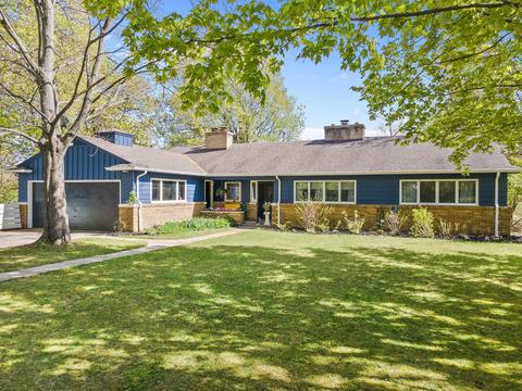 341 Vine St, Stanton, MI 48888 photo 1
