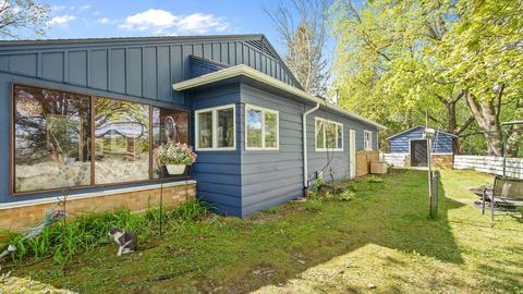 341 Vine St, Stanton, MI 48888 photo 4
