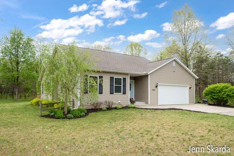 9575 Coyote Trl, Belding, MI 48809 photo 2