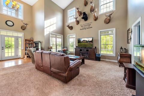 4600 E Colby Rd, Stanton, MI 48888 photo 9