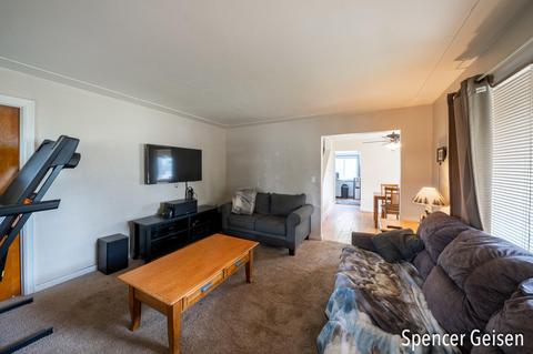 520 S Bridge St, Belding, MI 48809 photo 4