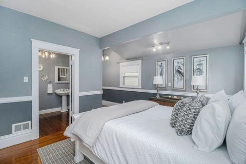 332 Division St, Marshall, MI 49068 photo 13