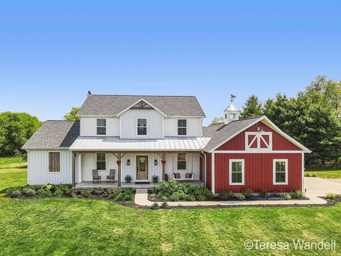 3641 Eckert Rd, Freeport, MI 49325 photo 1